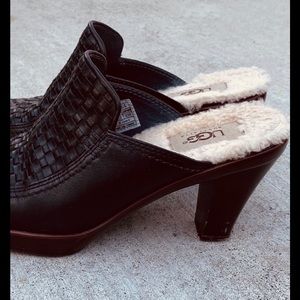 UGG Leather Sandal